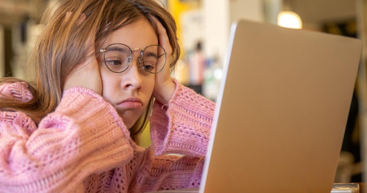 لجنة المتابعة لقضايا التعليم العربي وجمعية حقوق المواطن تطالبان وزارتي التربية والاتصالات بالتحرك الفوري لتوفير أجهزة رقمية وبنية تحتية للإنترنت لجميع الطلاب