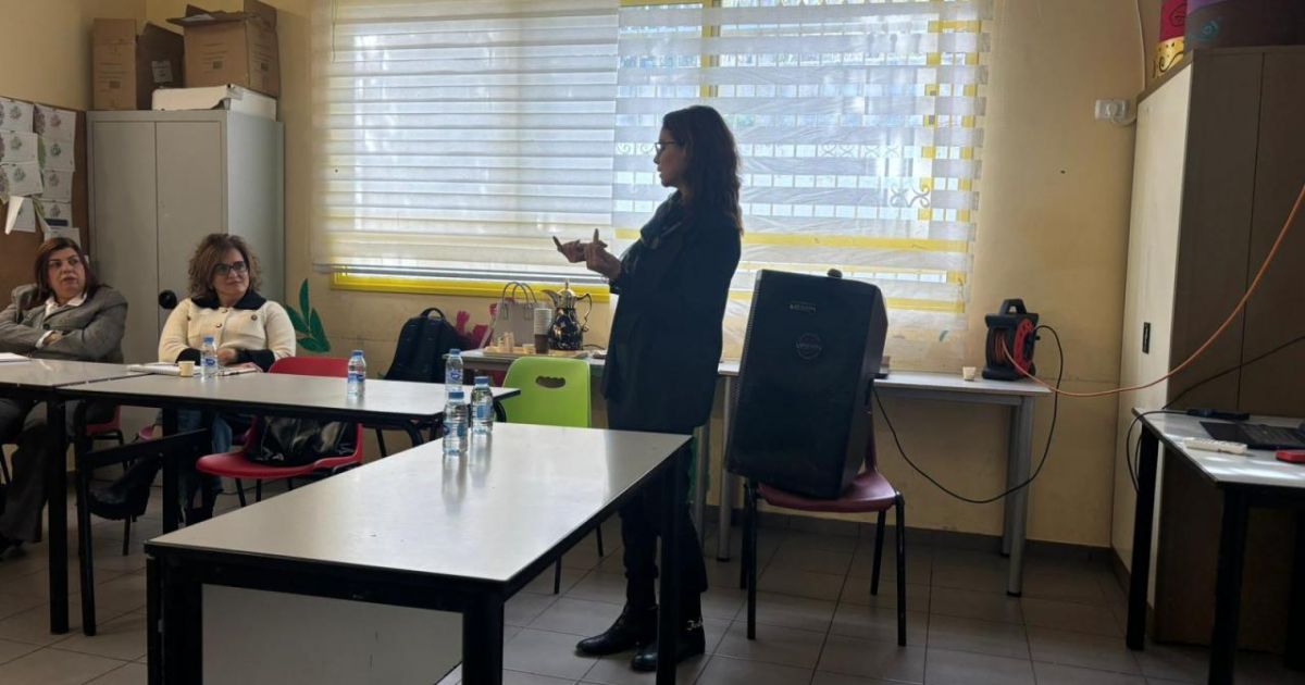 لجنة متابعة قضايا التعليم العربي تواصل ورشاتها الميدانية لتنظيم لجان أولياء أمور الطلاب العرب.